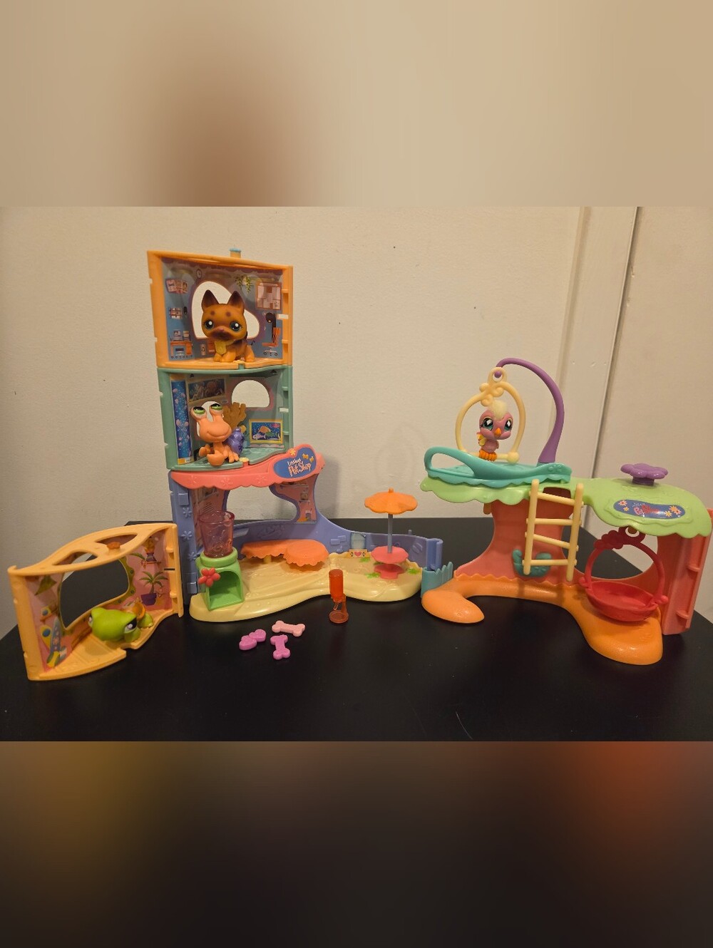 Littlest Pet Shop Pet Nooks Pet Bakery & Playground Turtle Dog Crab Bird